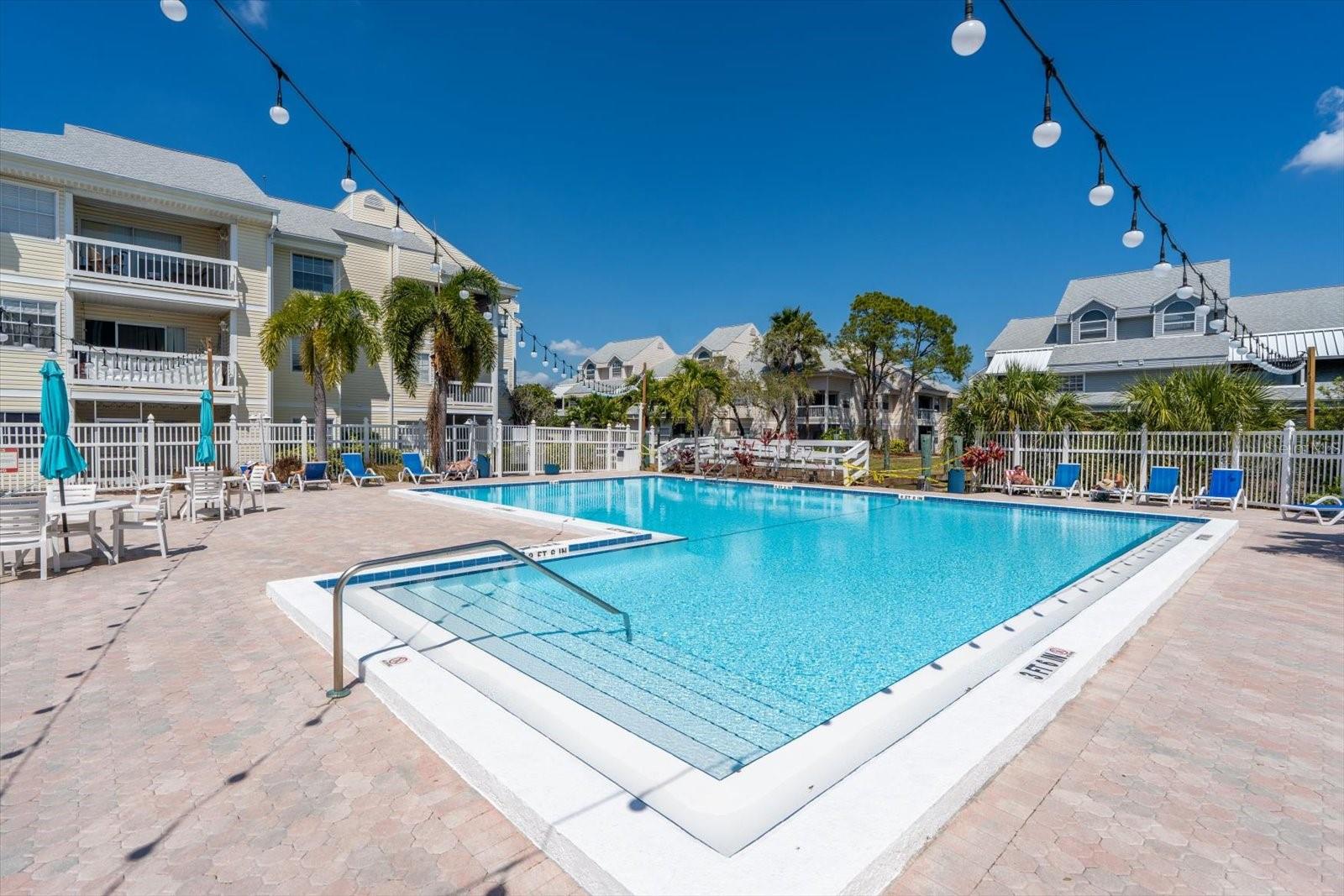 Image 29 of 31 For 6826 Stones Throw Circle N 11206