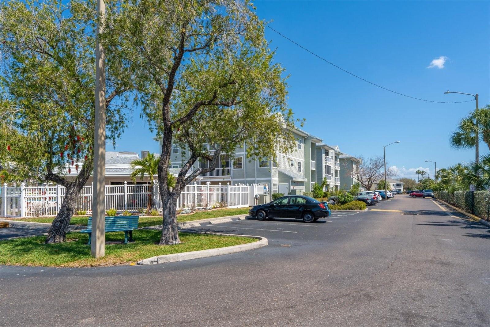 Image 31 of 31 For 6826 Stones Throw Circle N 11206