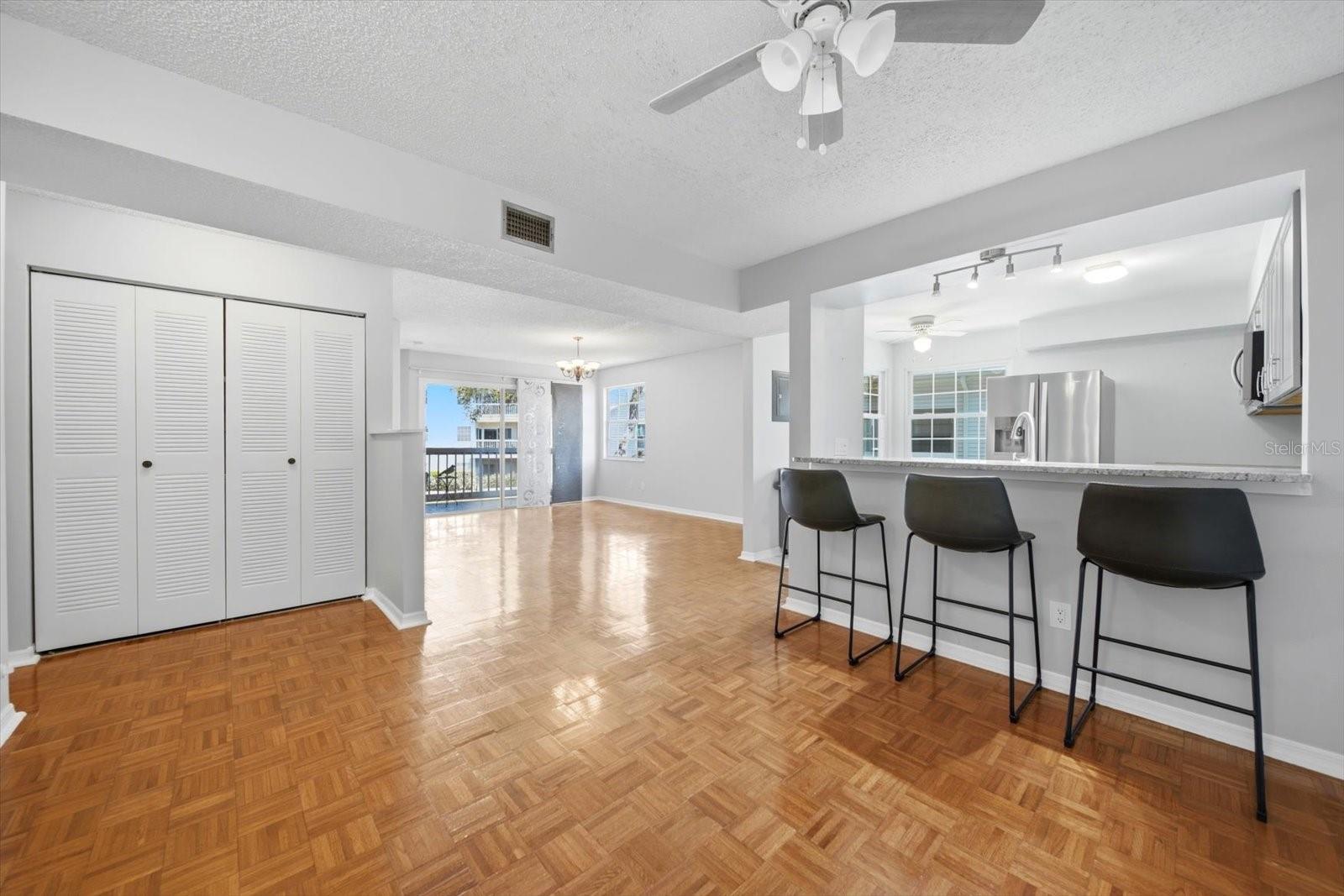 Image 5 of 31 For 6826 Stones Throw Circle N 11206