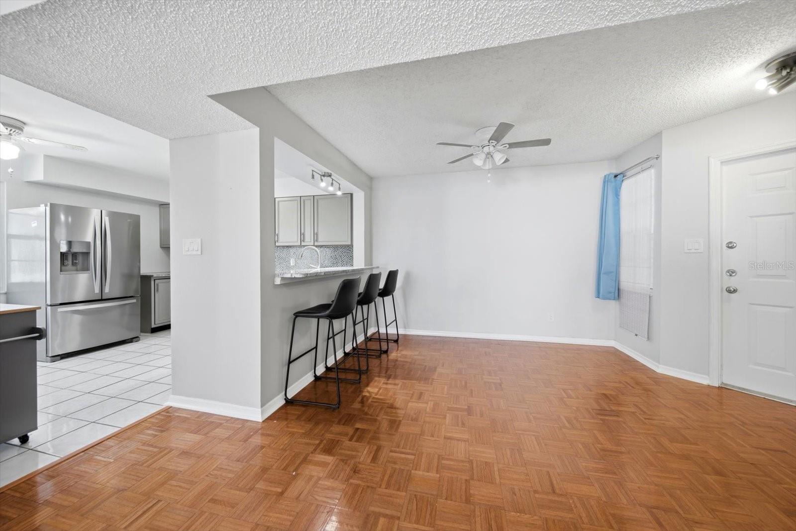 Image 7 of 31 For 6826 Stones Throw Circle N 11206