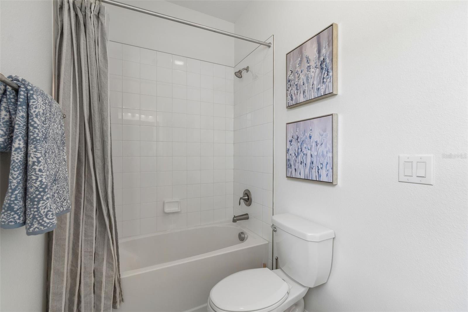 Image 18 of 52 For 8960 Shadyside Lane