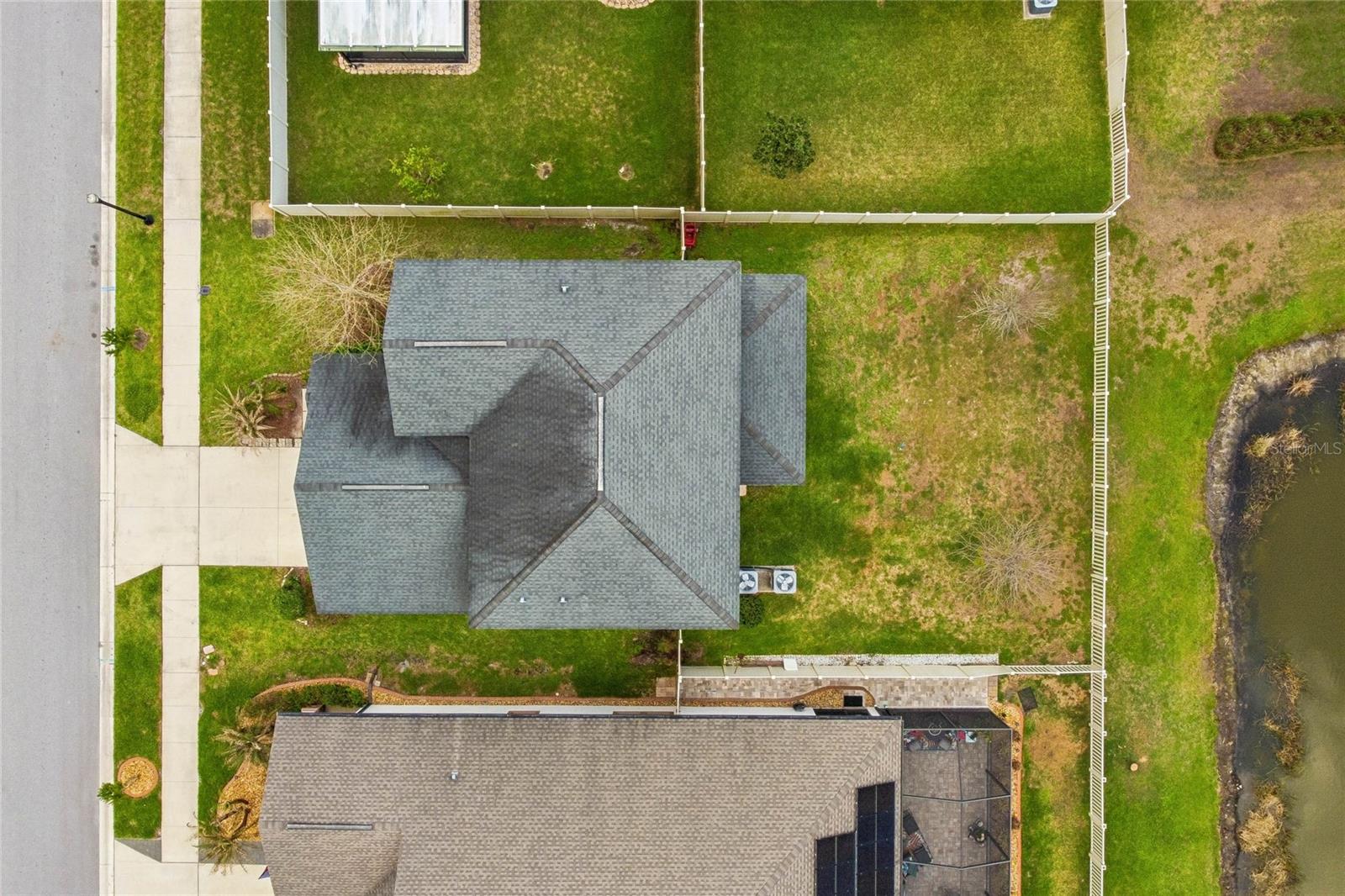 Image 37 of 52 For 8960 Shadyside Lane