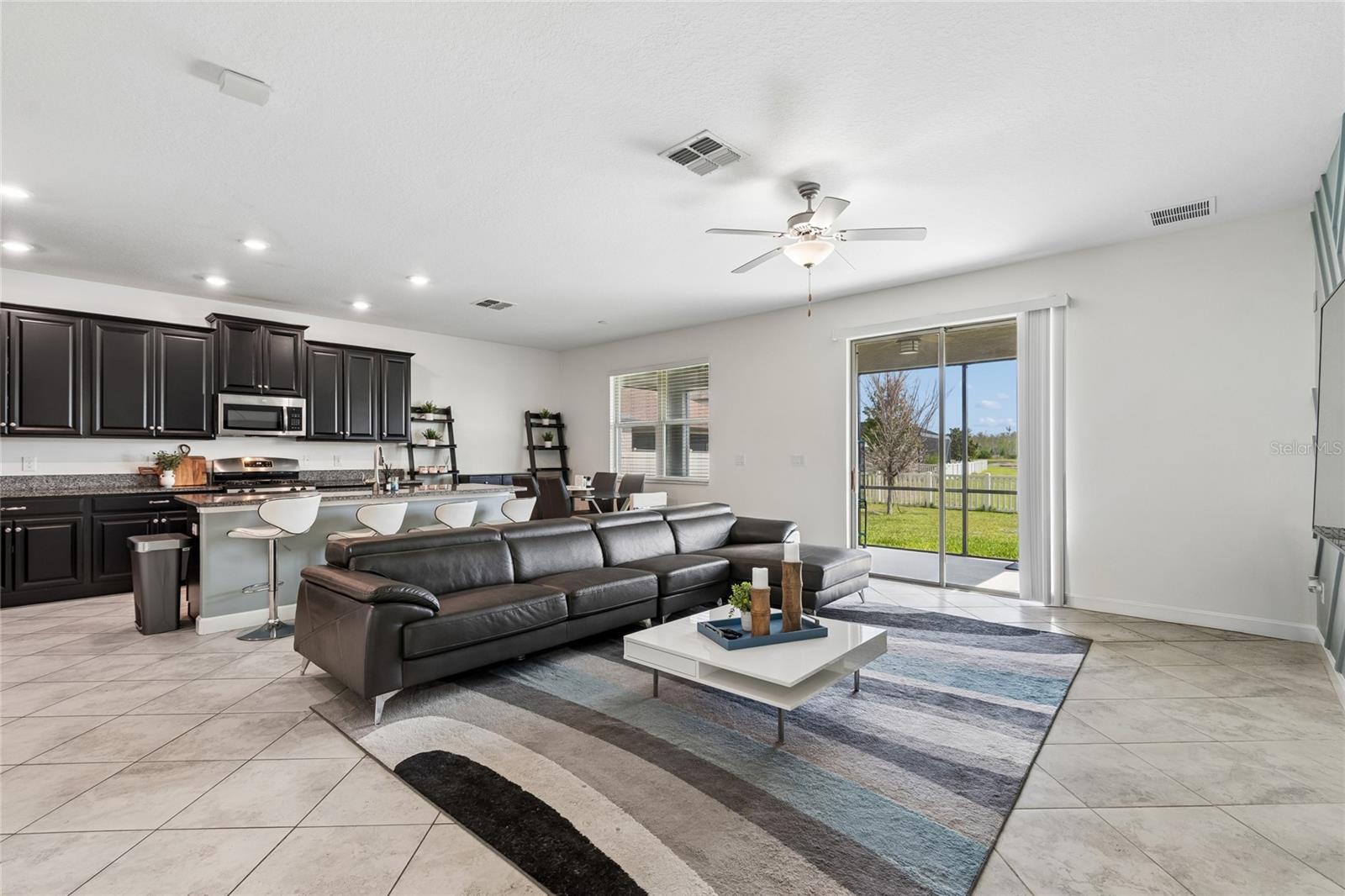 Image 9 of 52 For 8960 Shadyside Lane