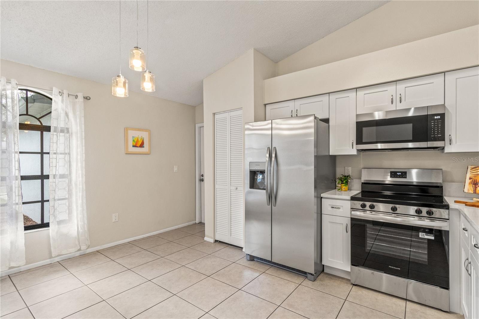 Image 18 of 47 For 1637 Elk Spring Drive