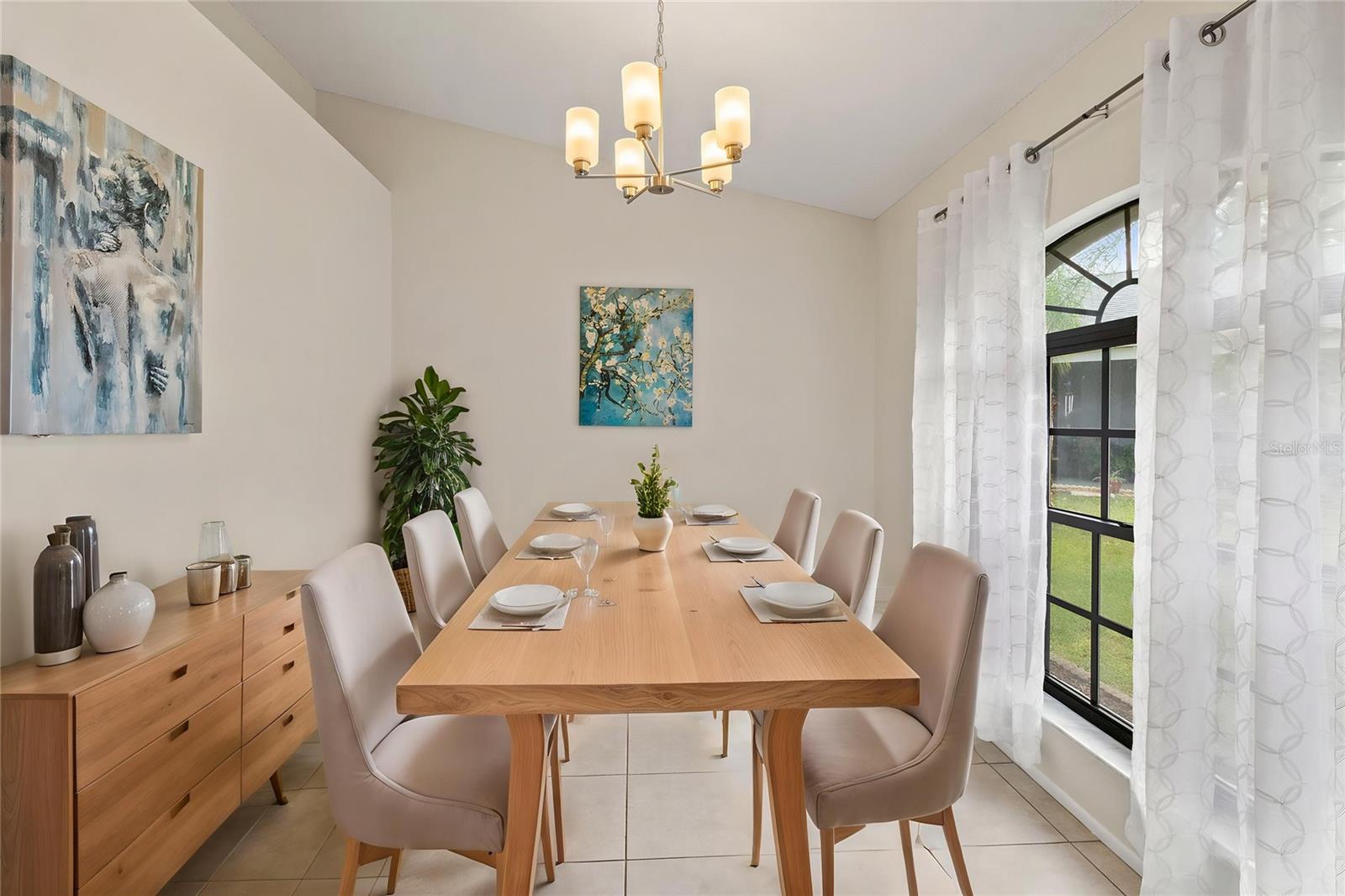 Image 4 of 47 For 1637 Elk Spring Drive