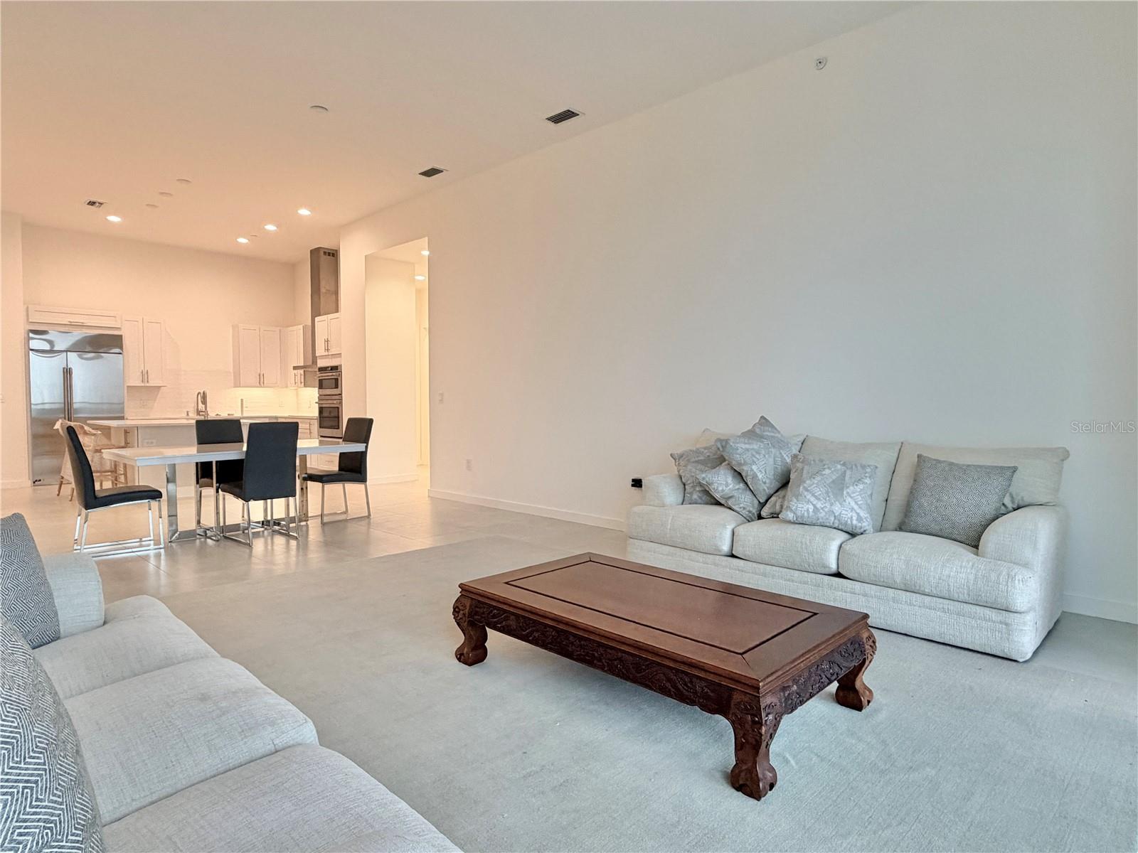 Image 17 of 80 For 920 Osceola Avenue 804