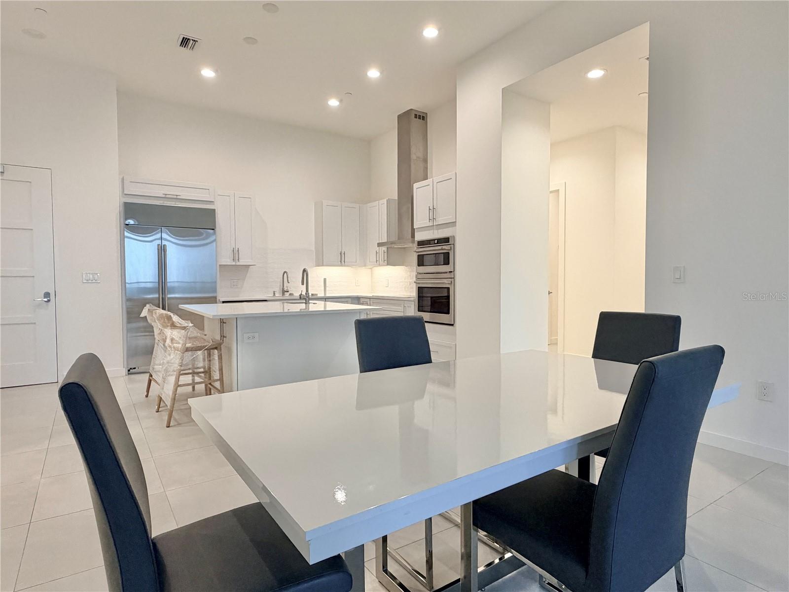 Image 18 of 80 For 920 Osceola Avenue 804