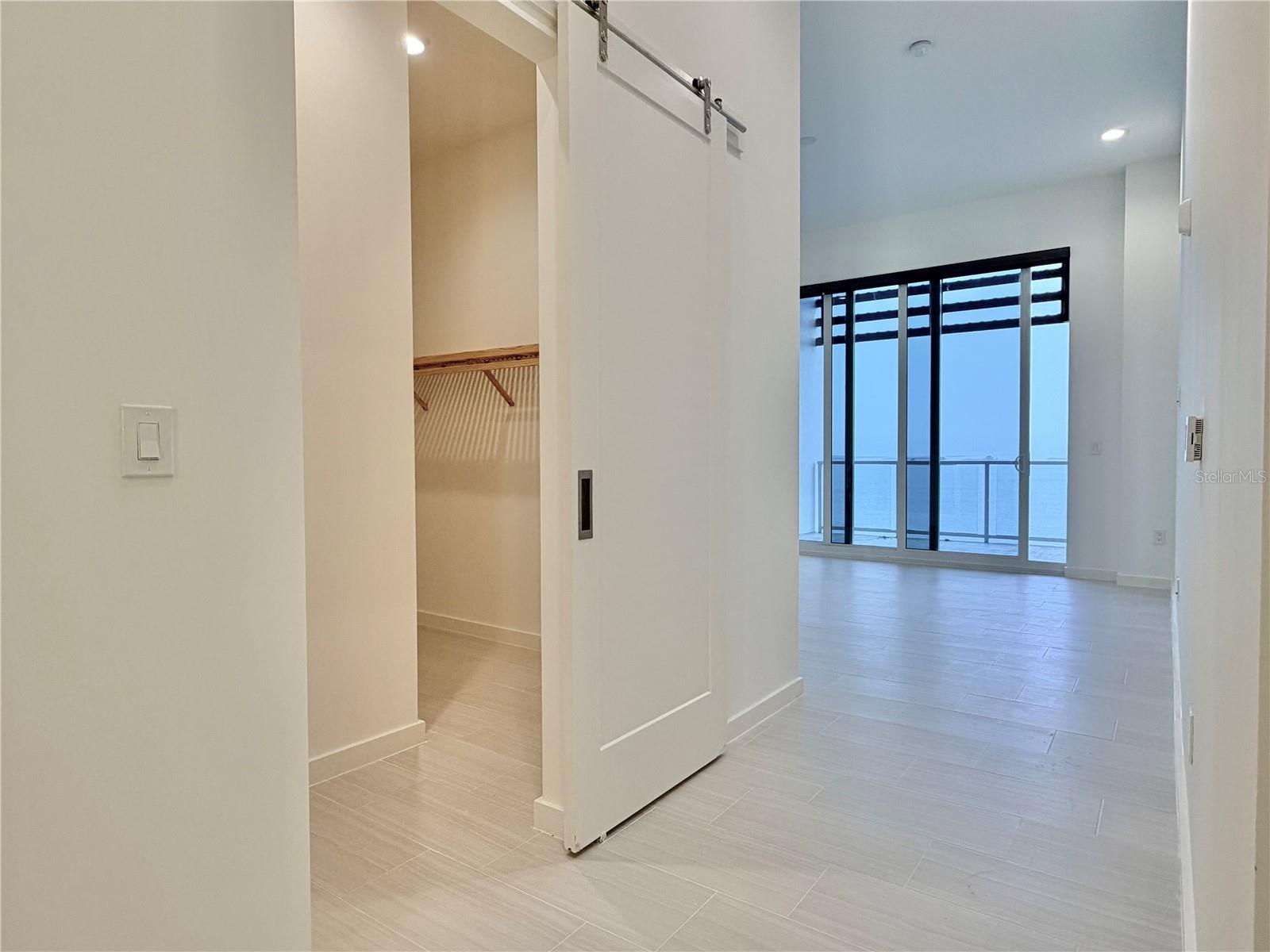 Image 31 of 80 For 920 Osceola Avenue 804