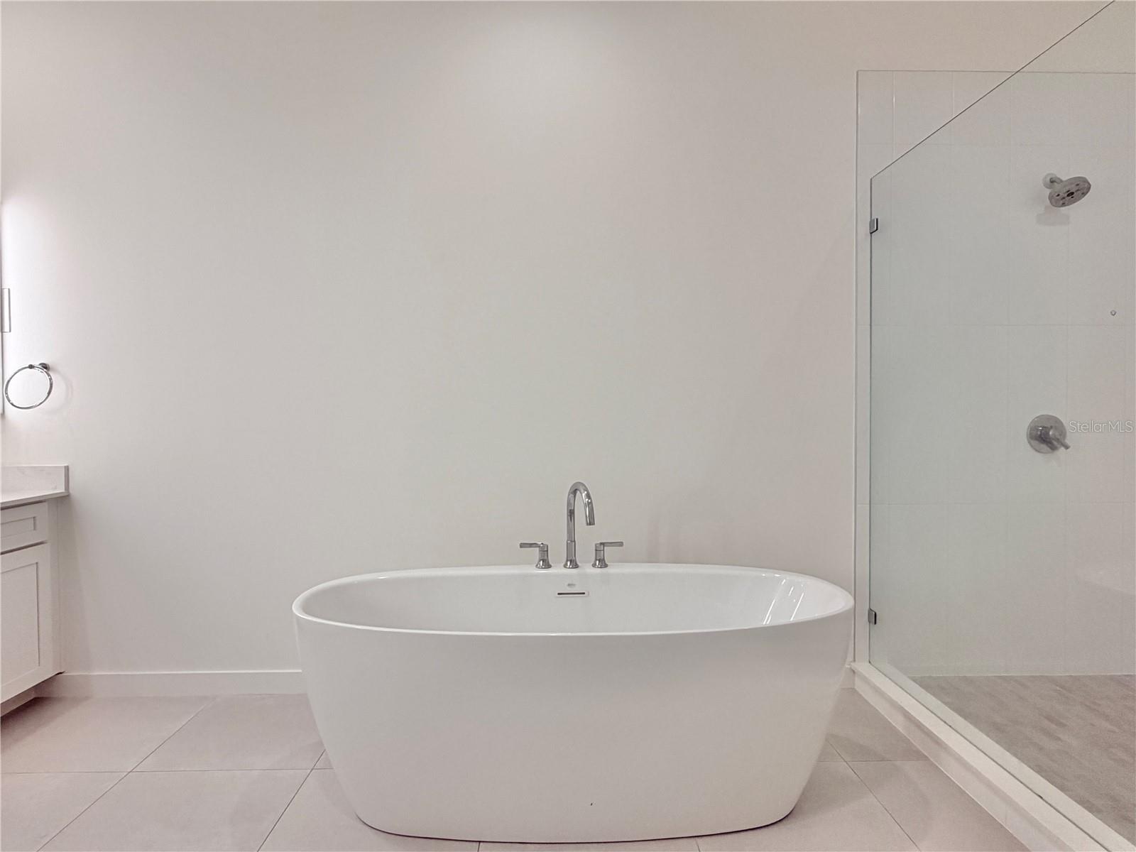 Image 43 of 80 For 920 Osceola Avenue 804