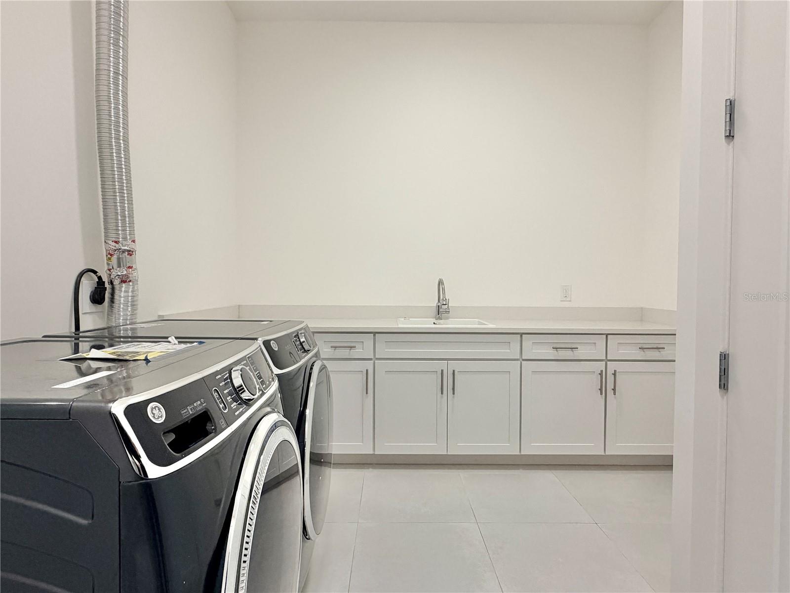 Image 52 of 80 For 920 Osceola Avenue 804