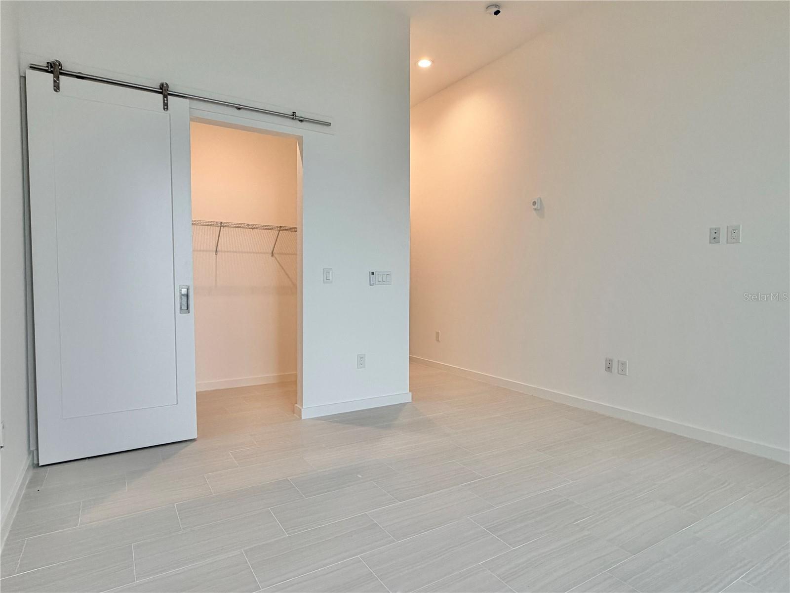 Image 62 of 80 For 920 Osceola Avenue 804