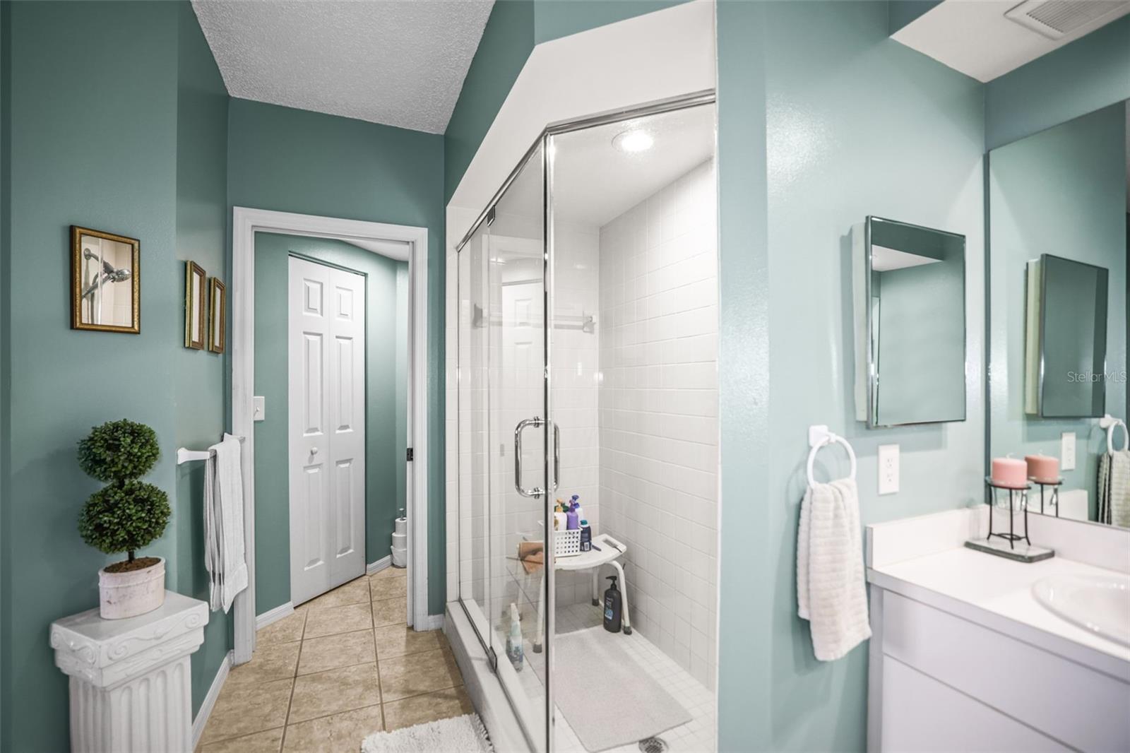 Image 22 of 45 For 6399 Shoreline Drive 4305