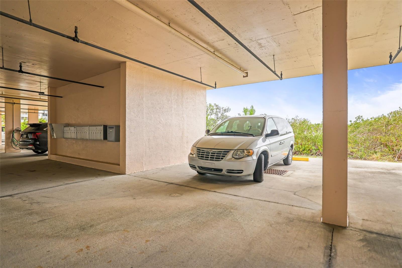 Image 28 of 45 For 6399 Shoreline Drive 4305