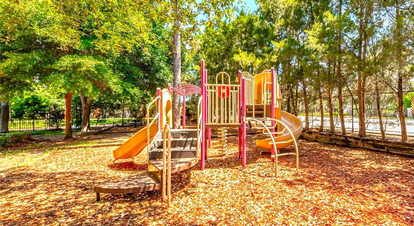 Image 9 of 57 For 2250 Portofino Place 23-023