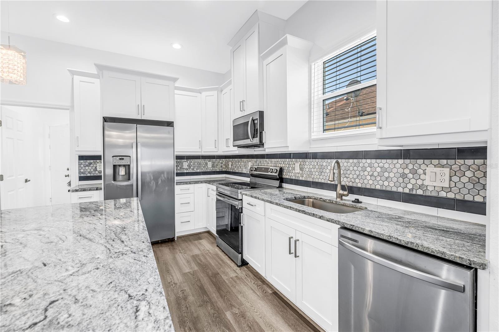 Image 13 of 43 For 4320 56th Avenue N