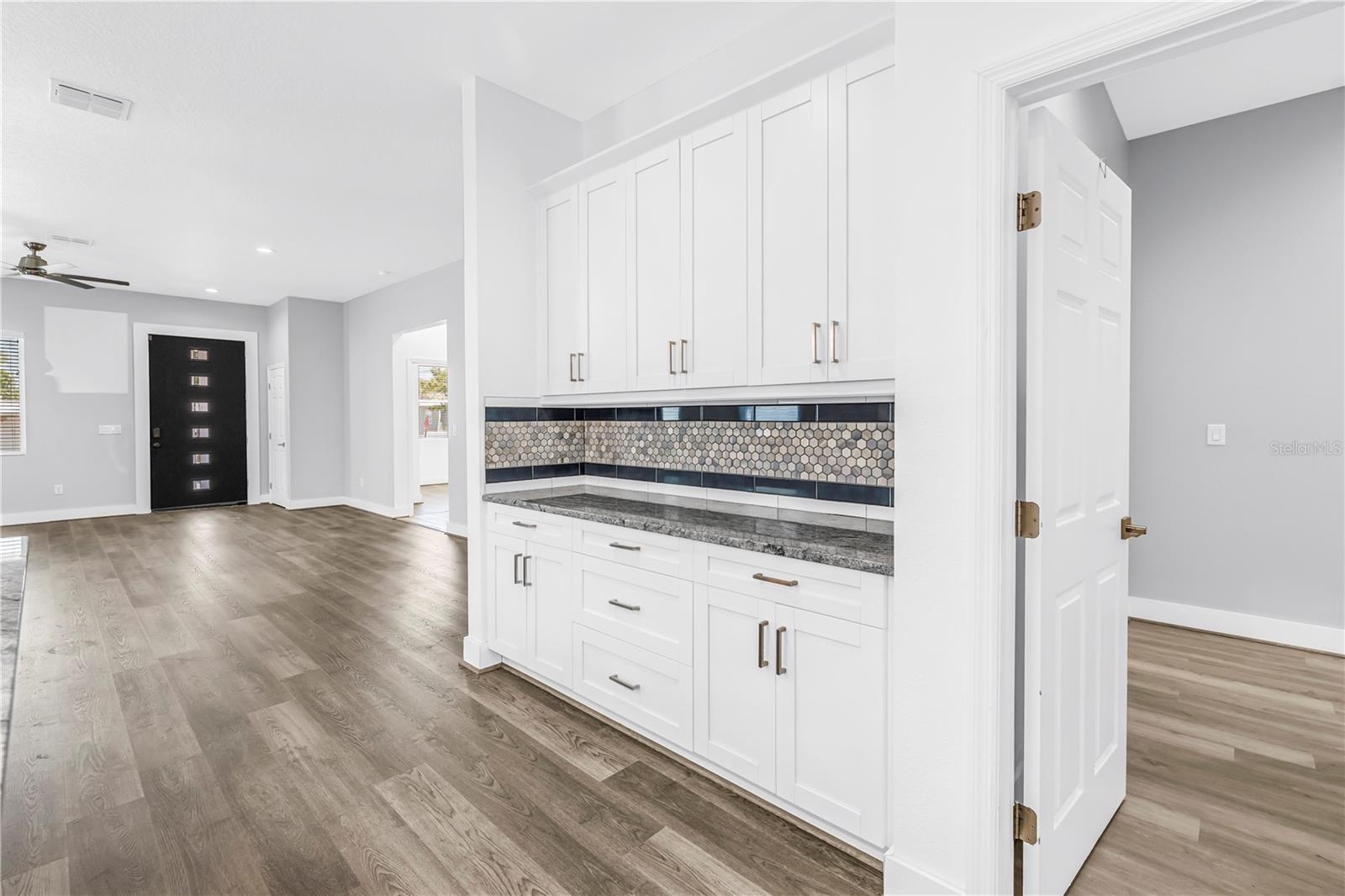 Image 19 of 43 For 4320 56th Avenue N