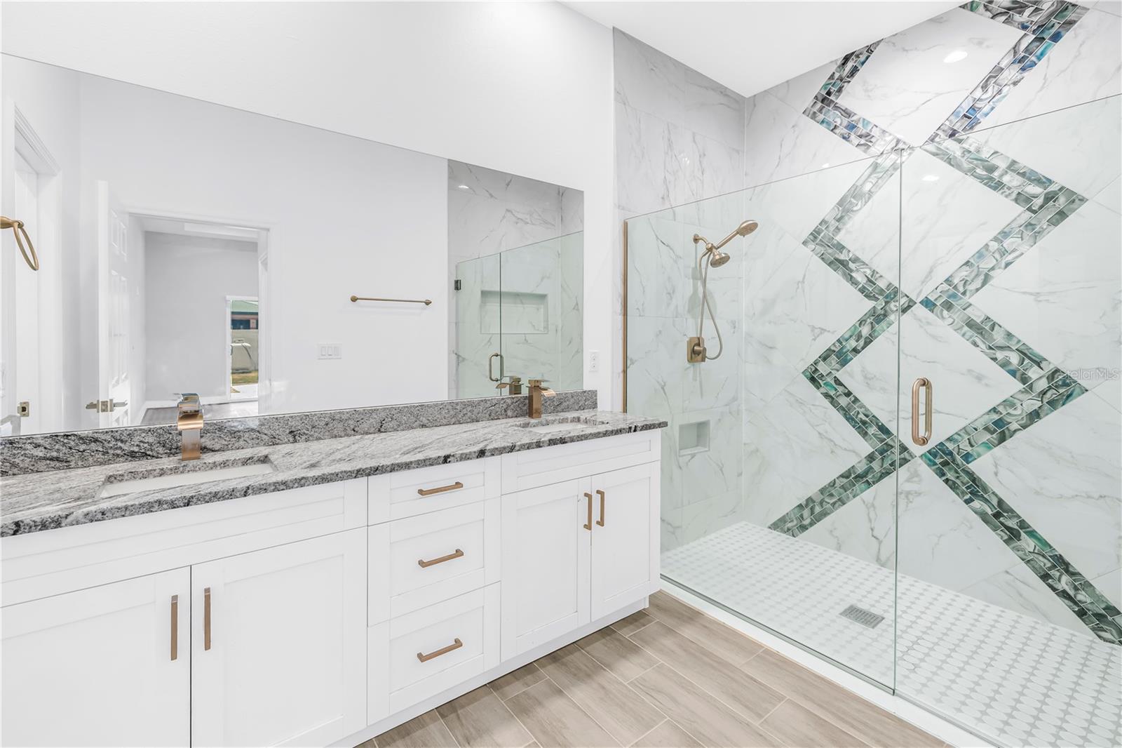 Image 24 of 43 For 4320 56th Avenue N