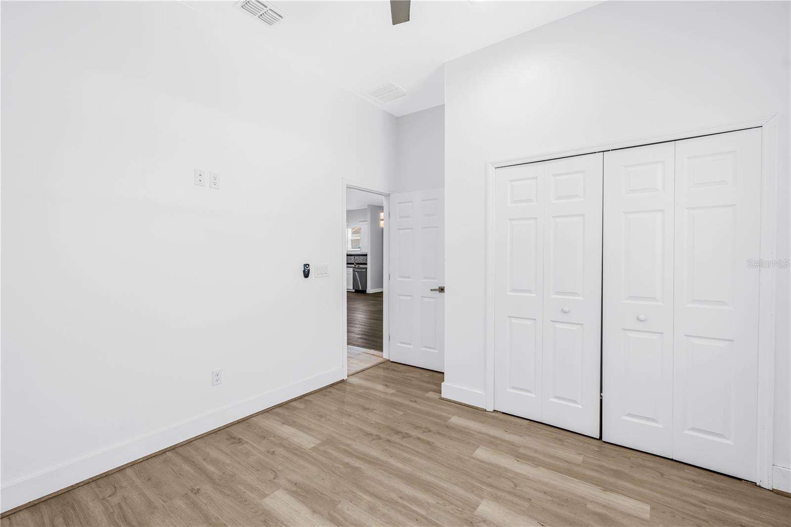 Image 33 of 43 For 4320 56th Avenue N