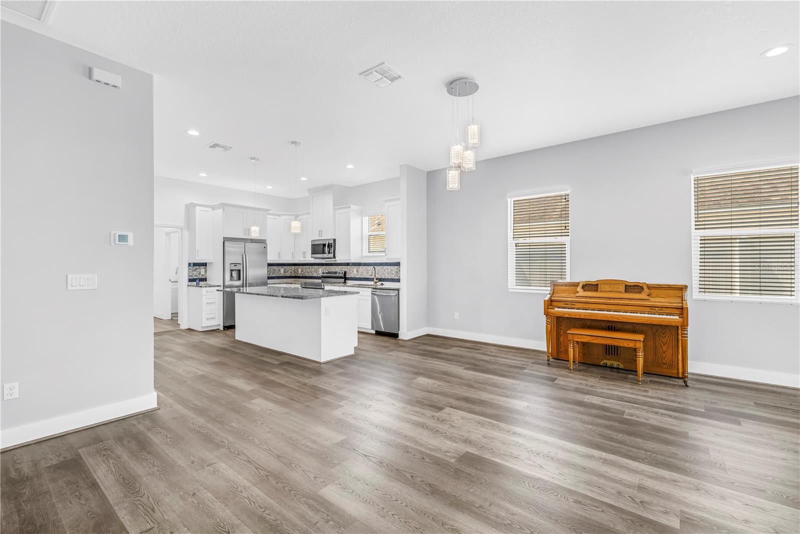 Image 9 of 43 For 4320 56th Avenue N