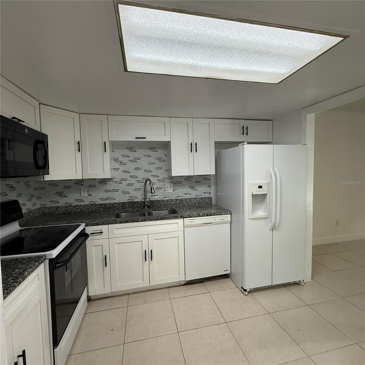 Image 15 of 21 For 7522 Gallineta Court 7522