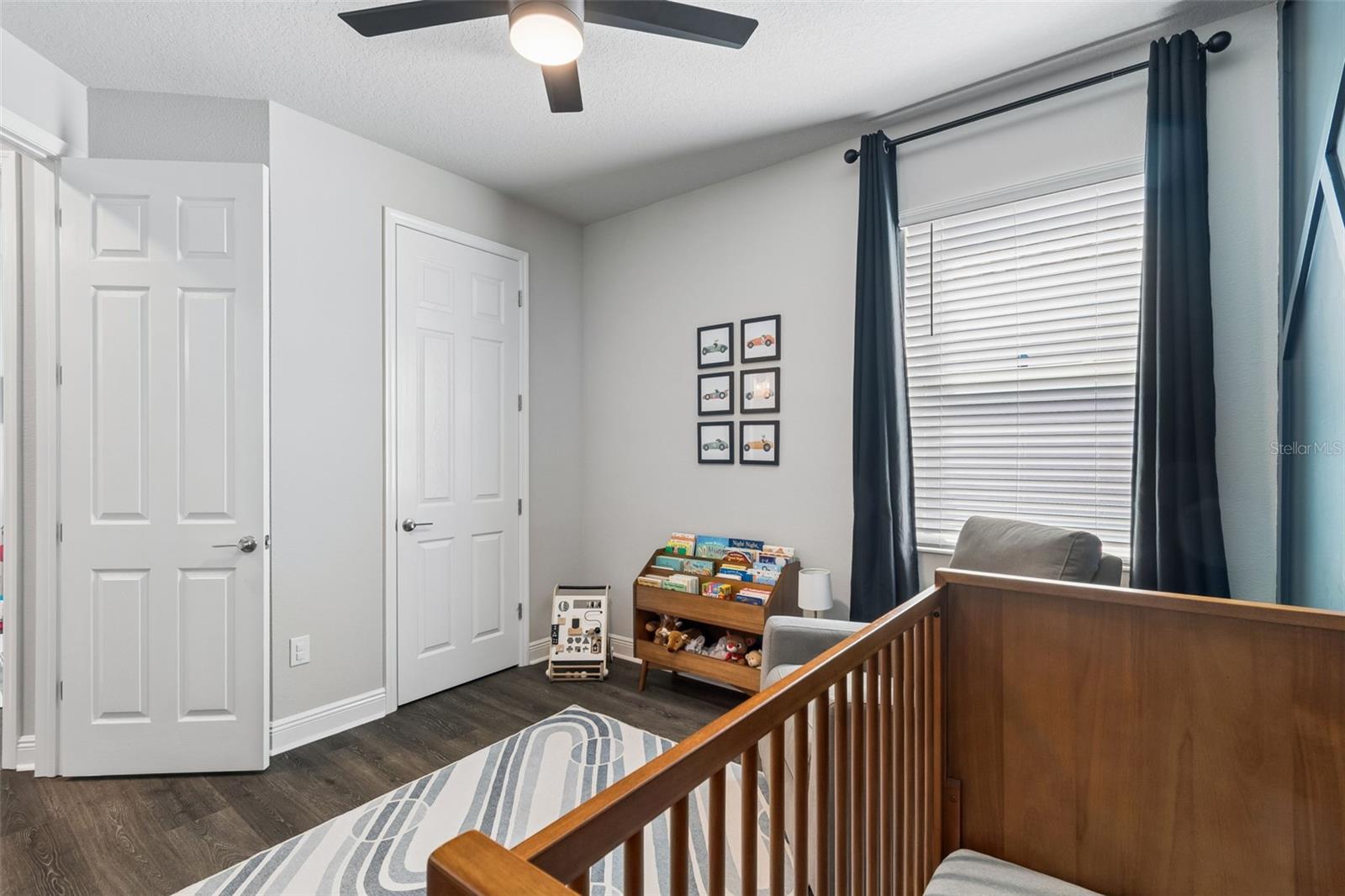 Image 47 of 86 For 4911 Lakeshore Oaks Court