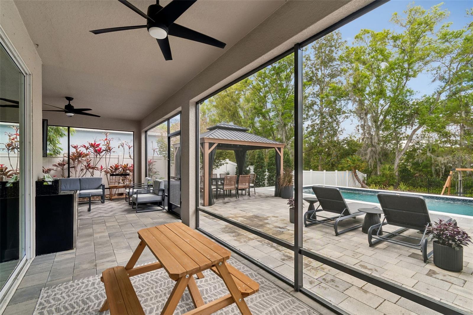 Image 58 of 86 For 4911 Lakeshore Oaks Court