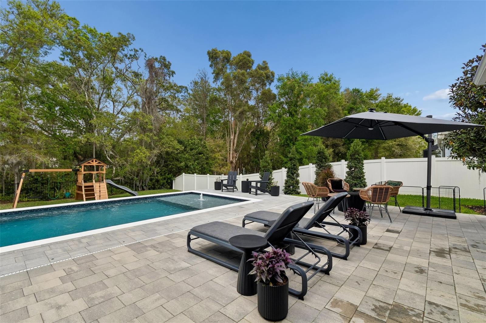 Image 66 of 86 For 4911 Lakeshore Oaks Court