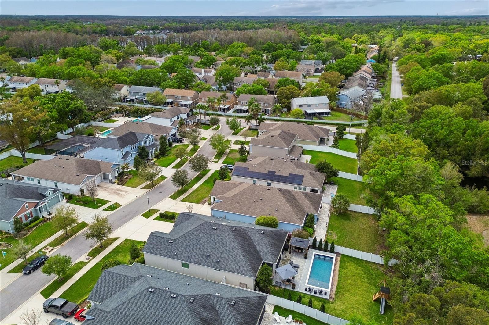 Image 76 of 86 For 4911 Lakeshore Oaks Court