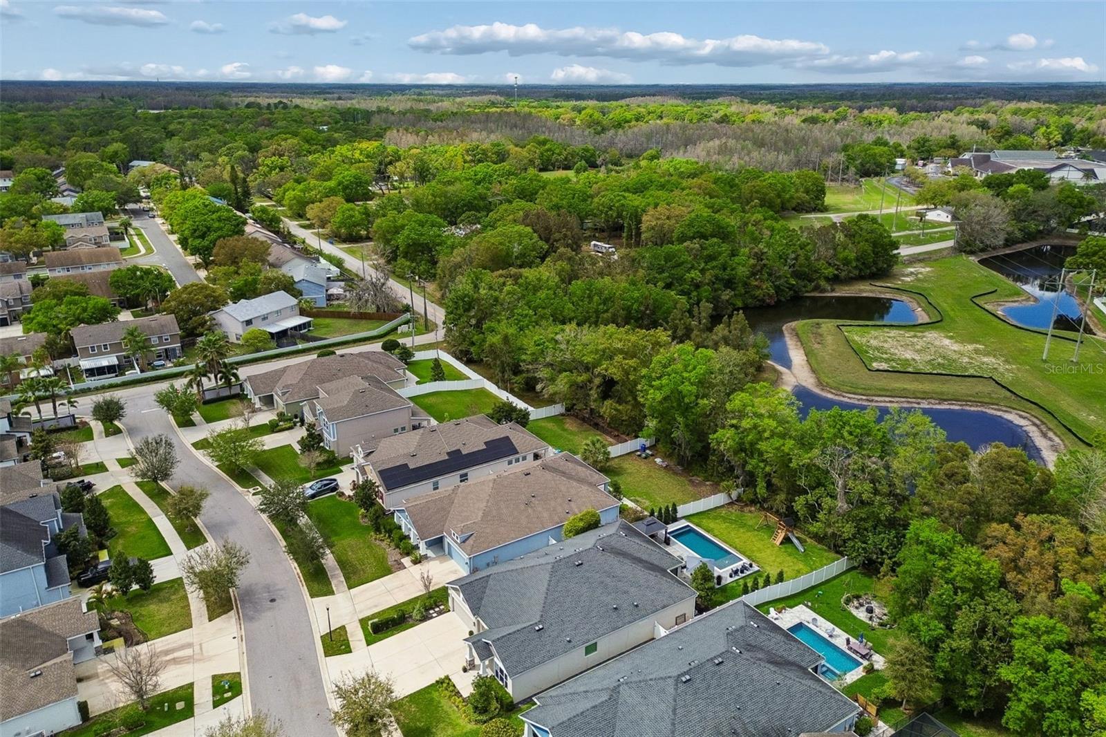 Image 81 of 86 For 4911 Lakeshore Oaks Court