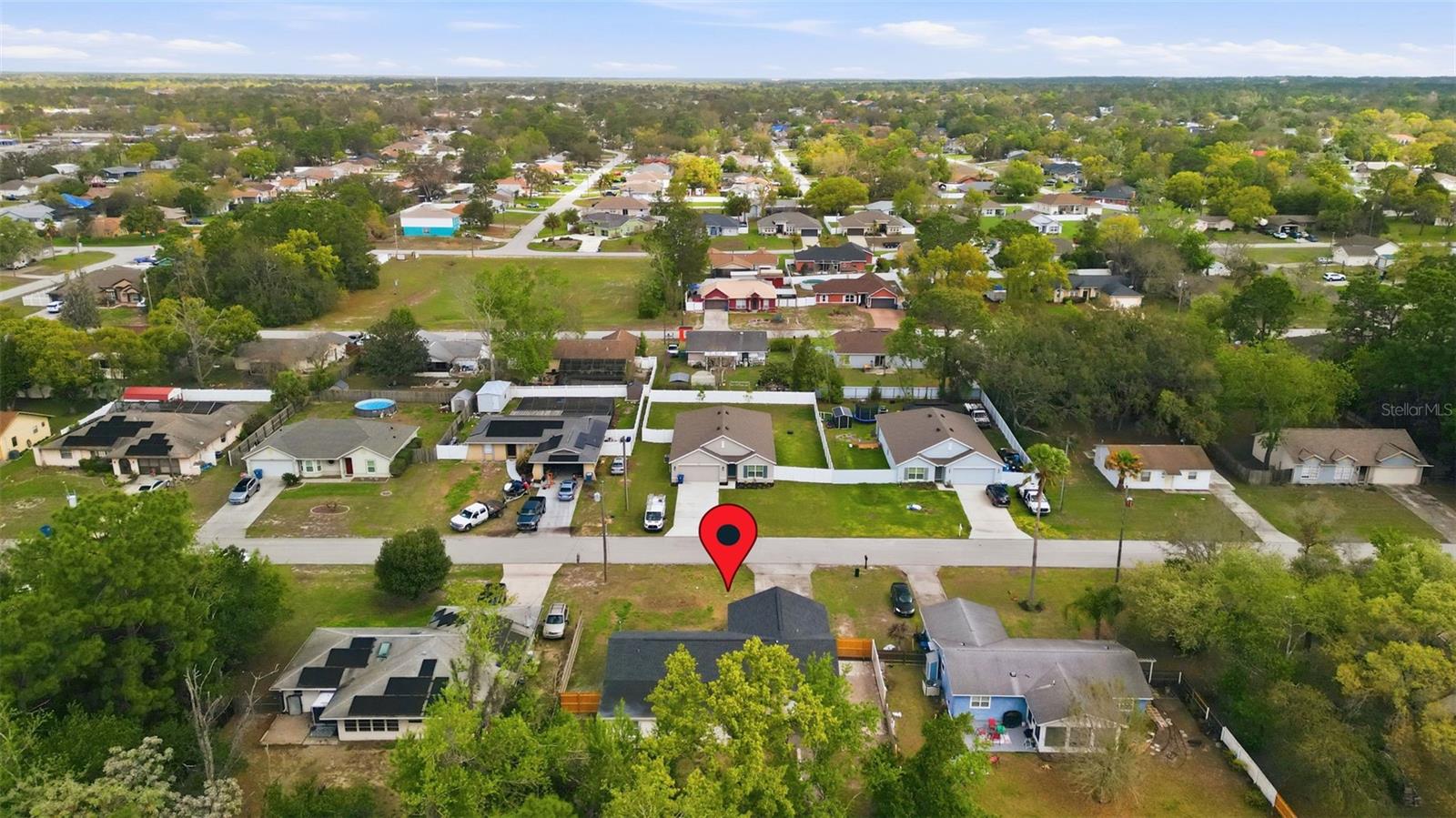 Image 15 of 46 For 11210 Mercedes Street