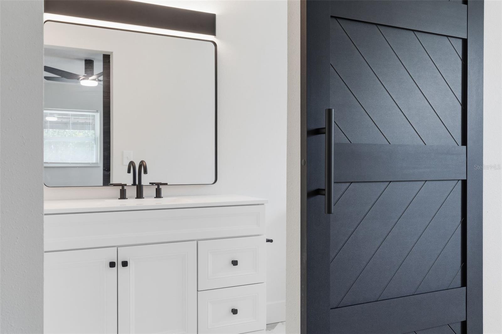 Image 29 of 46 For 11210 Mercedes Street