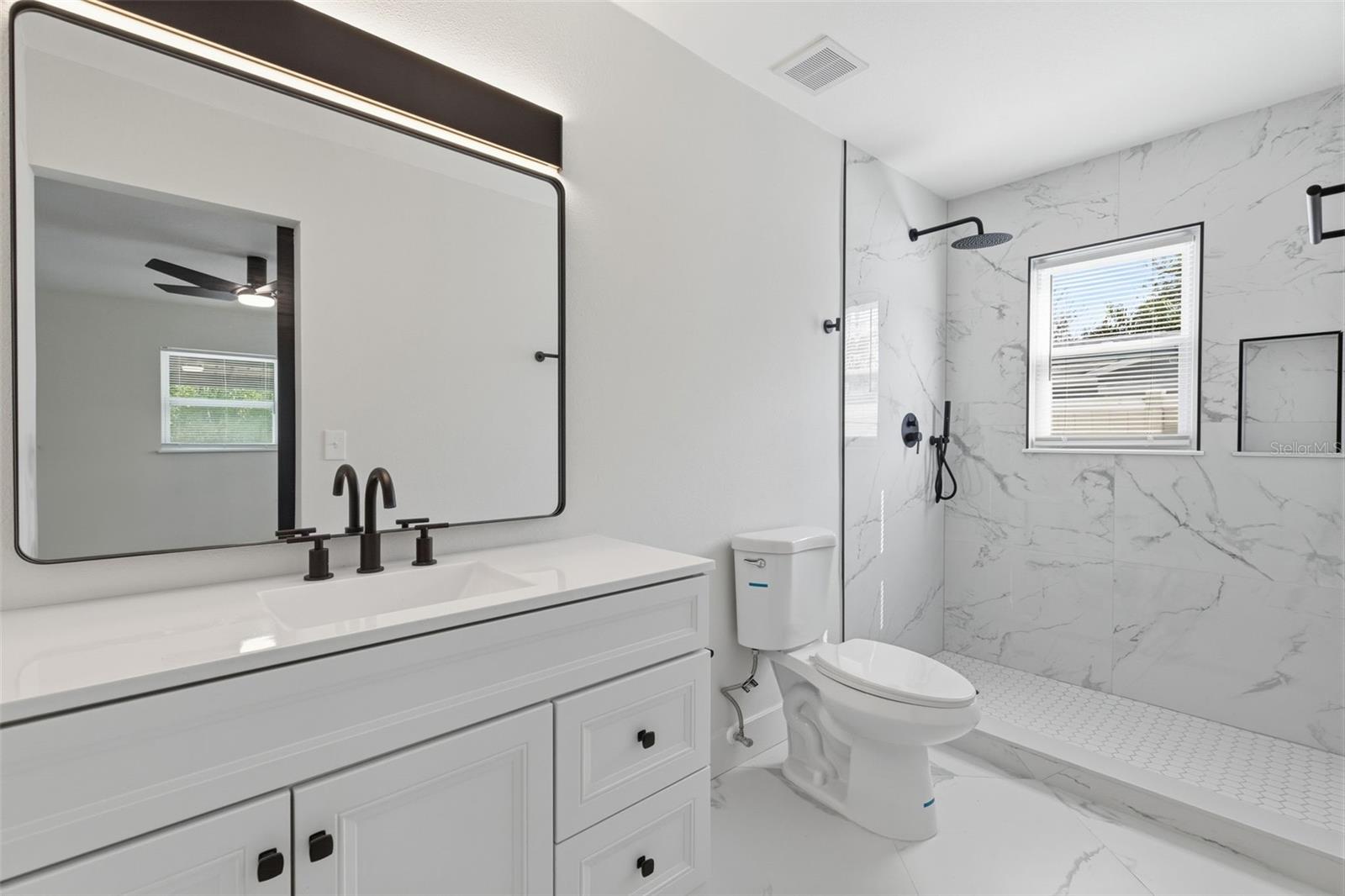 Image 30 of 46 For 11210 Mercedes Street