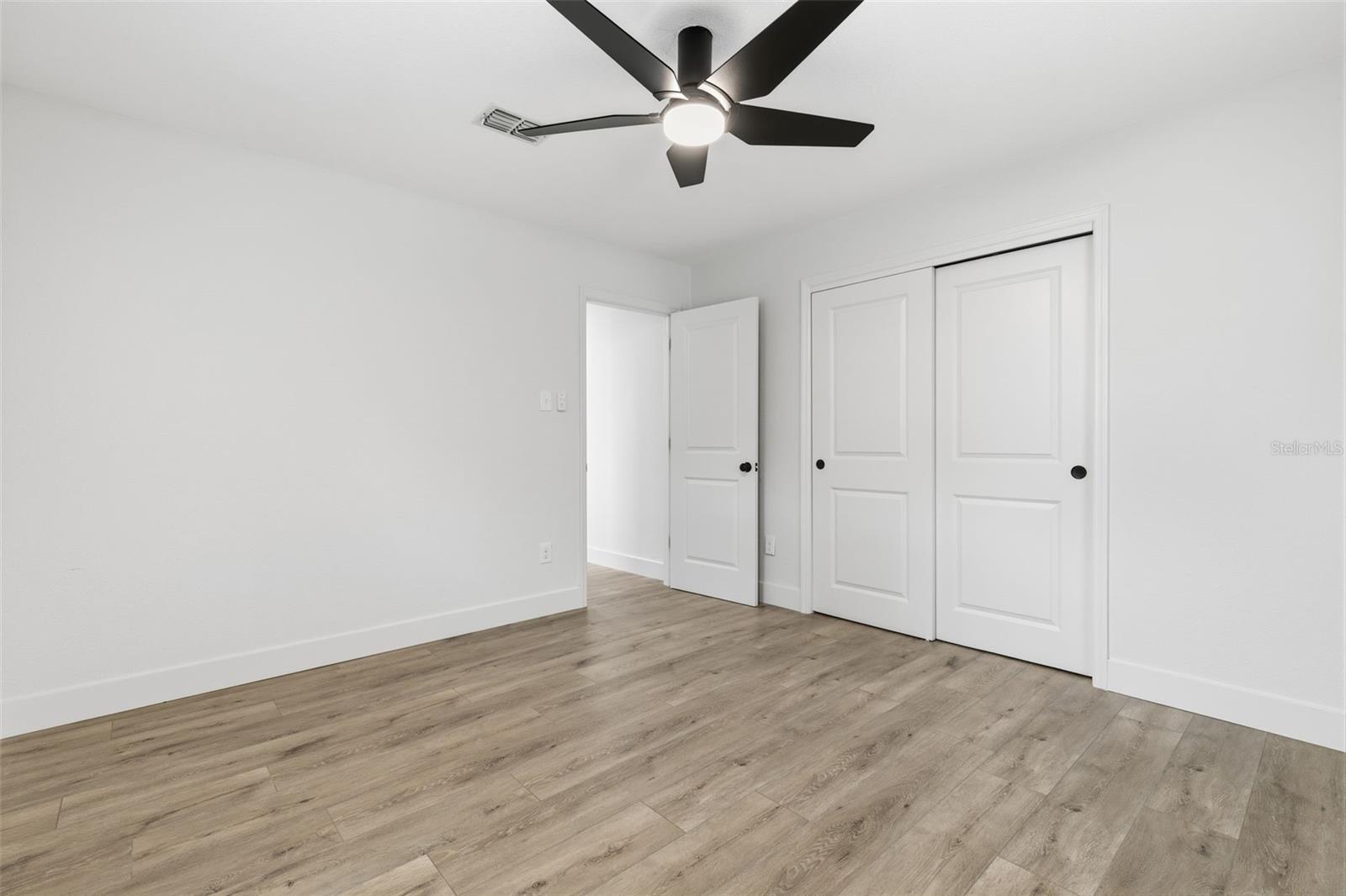 Image 37 of 46 For 11210 Mercedes Street