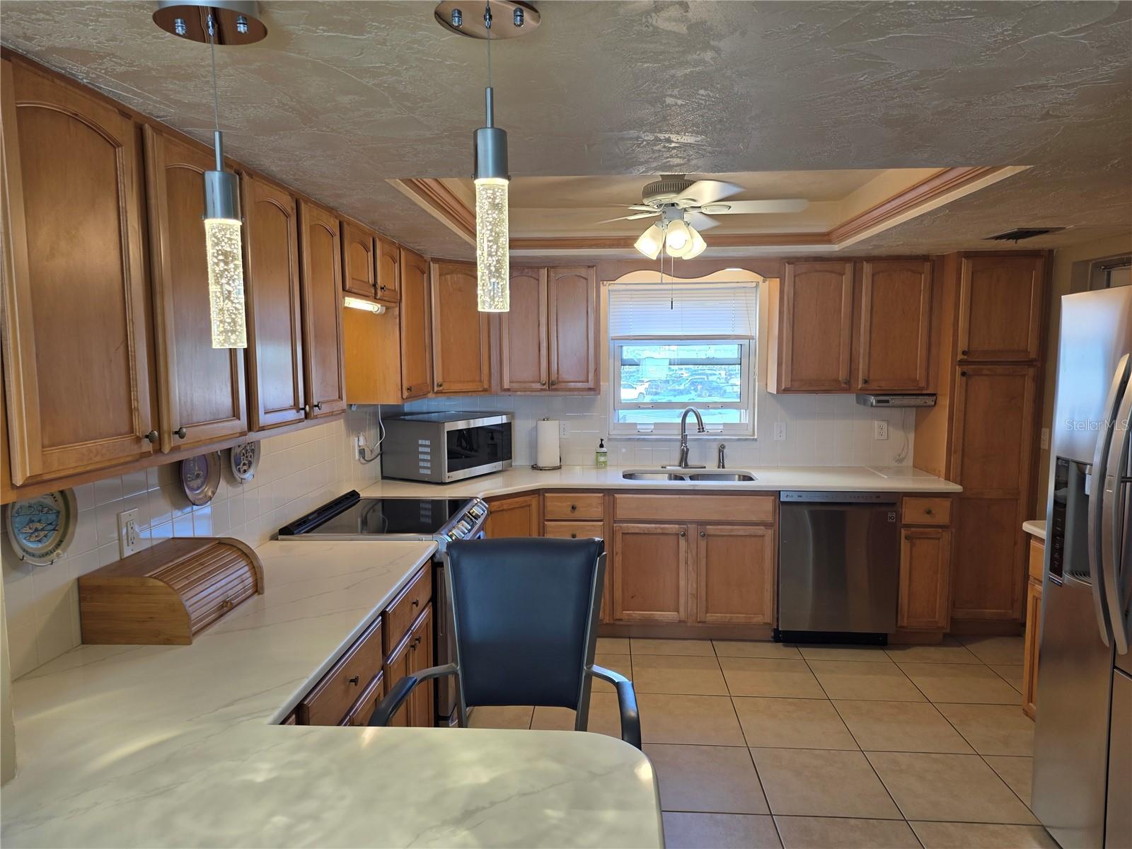 Image 10 of 62 For 5130 Brittany Drive S 301