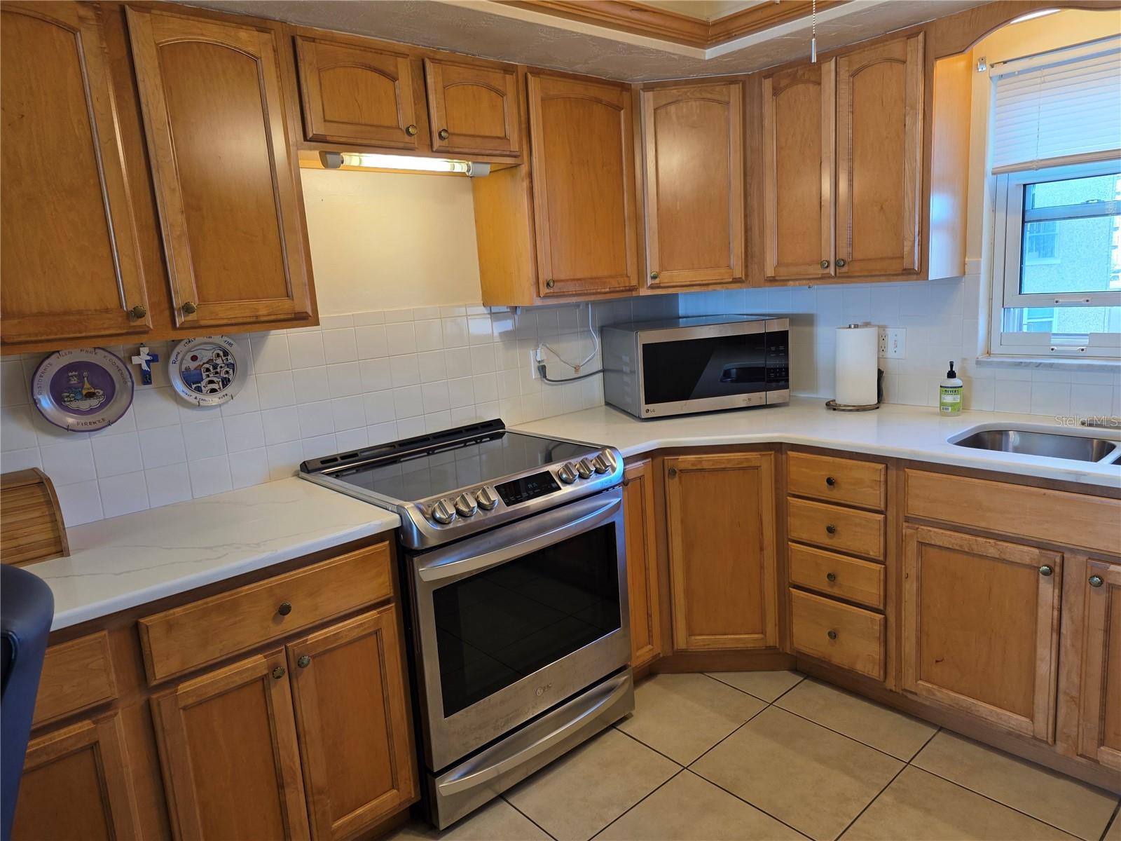 Image 12 of 62 For 5130 Brittany Drive S 301