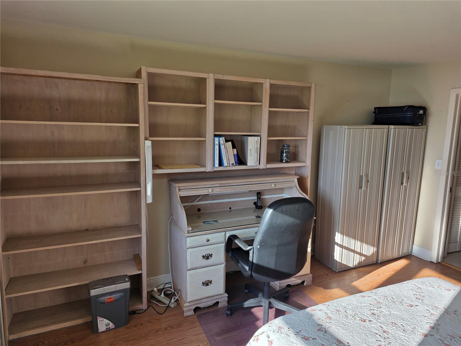 Image 31 of 62 For 5130 Brittany Drive S 301