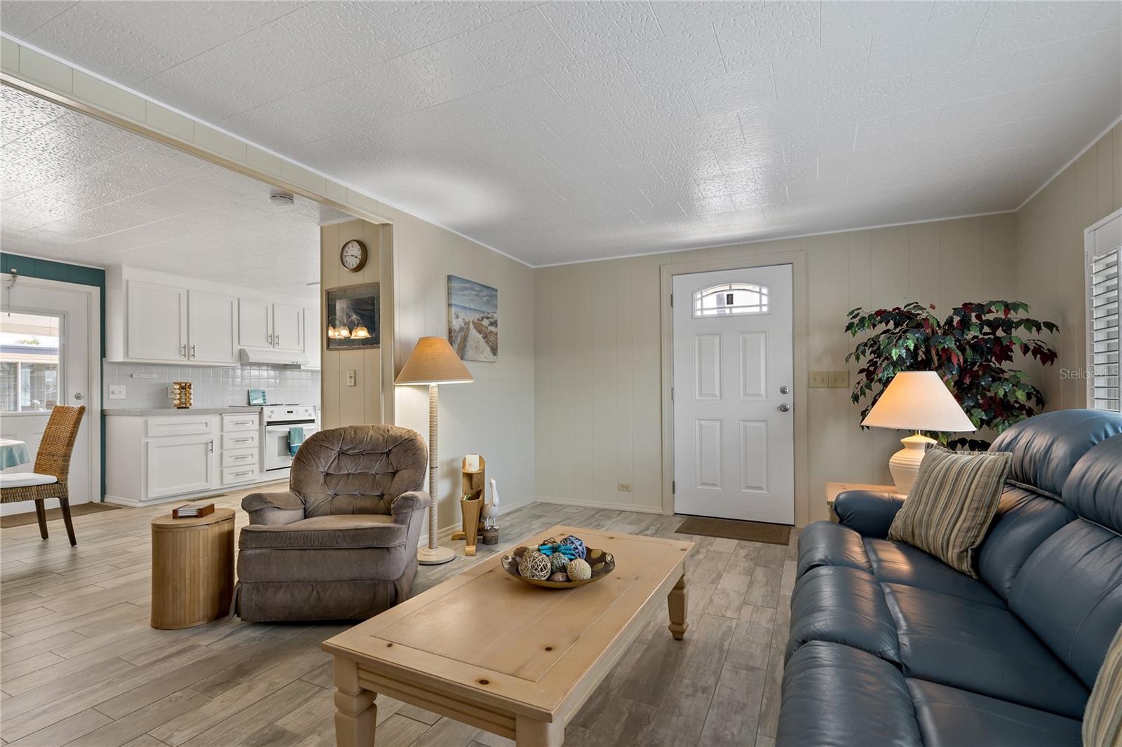 Image 13 of 48 For 3301 Alt 19  611