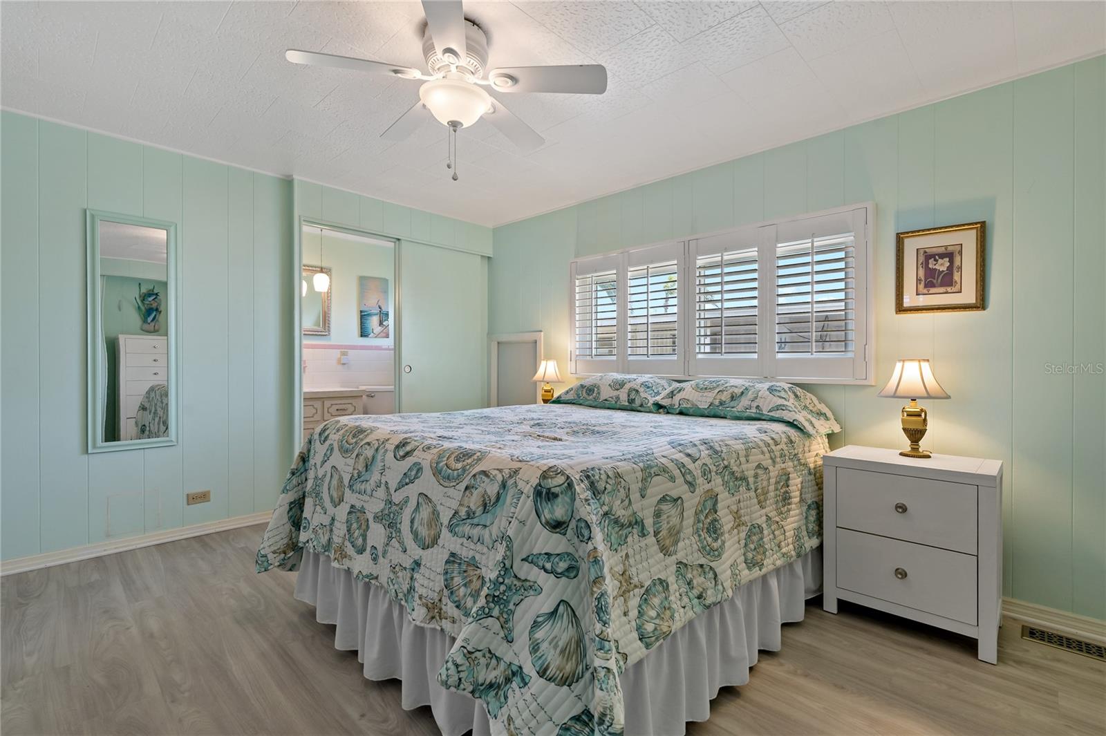 Image 18 of 48 For 3301 Alt 19  611