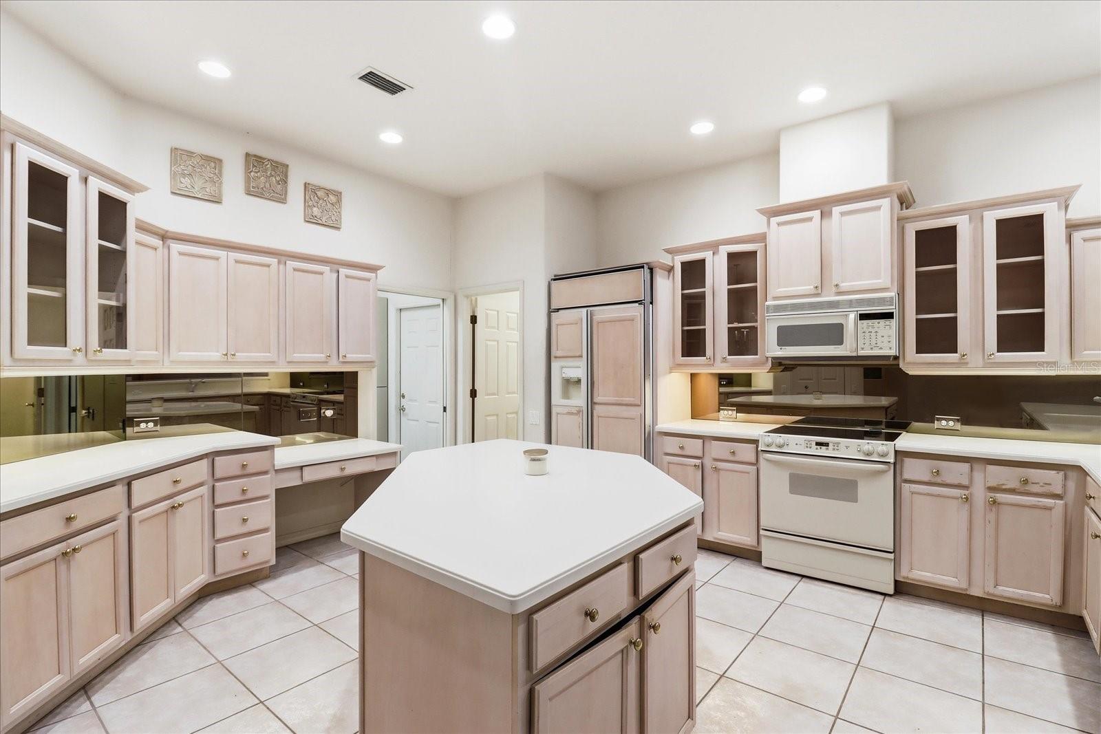 Image 14 of 48 For 103 Albany Lane