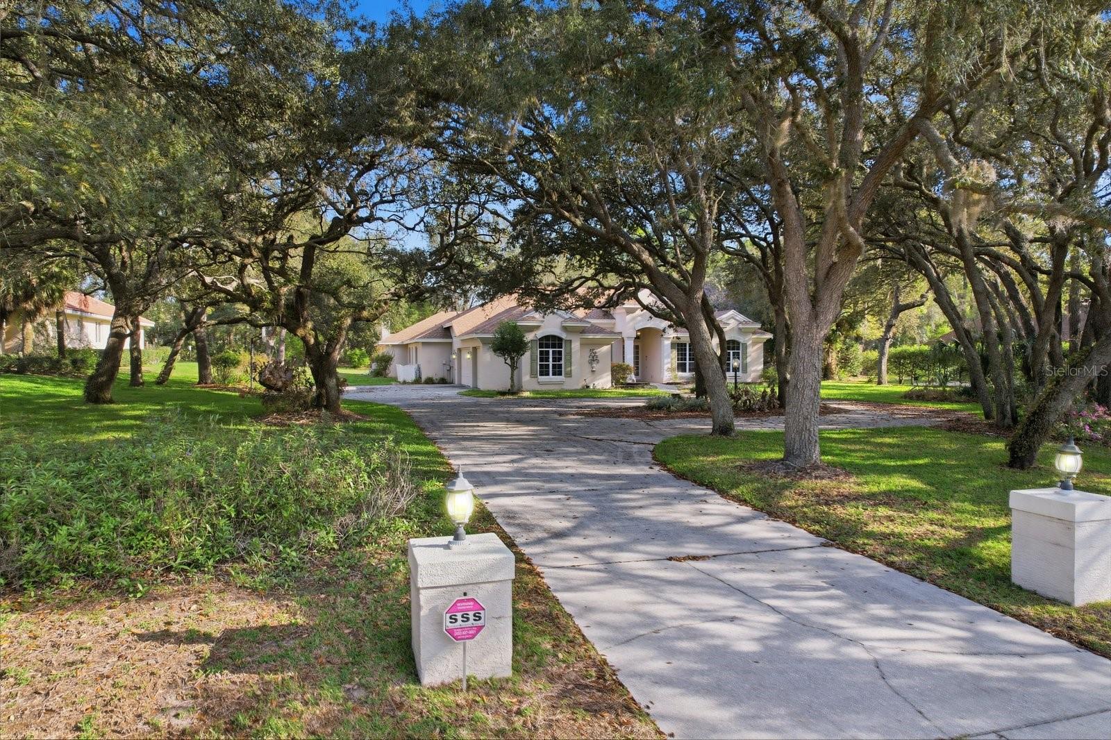 Image 43 of 48 For 103 Albany Lane