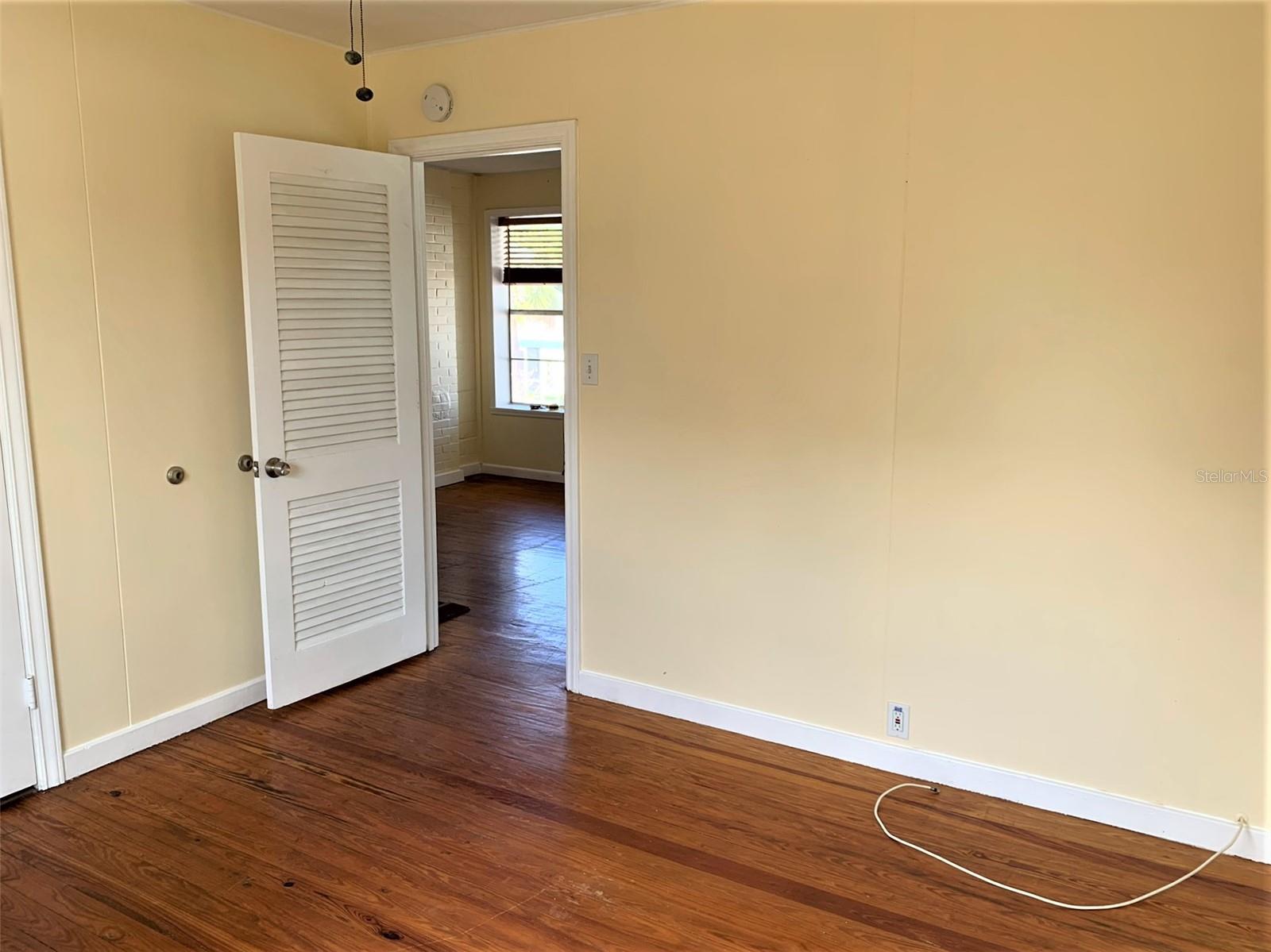 Image 15 of 28 For 61 81st Avenue 3