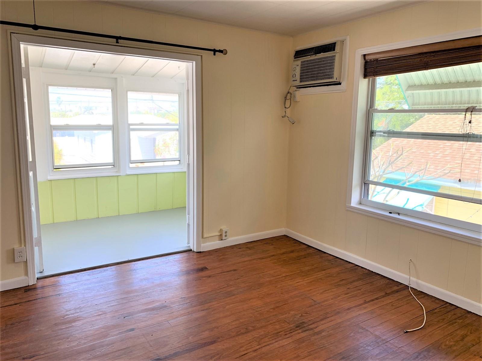 Image 8 of 28 For 61 81st Avenue 3