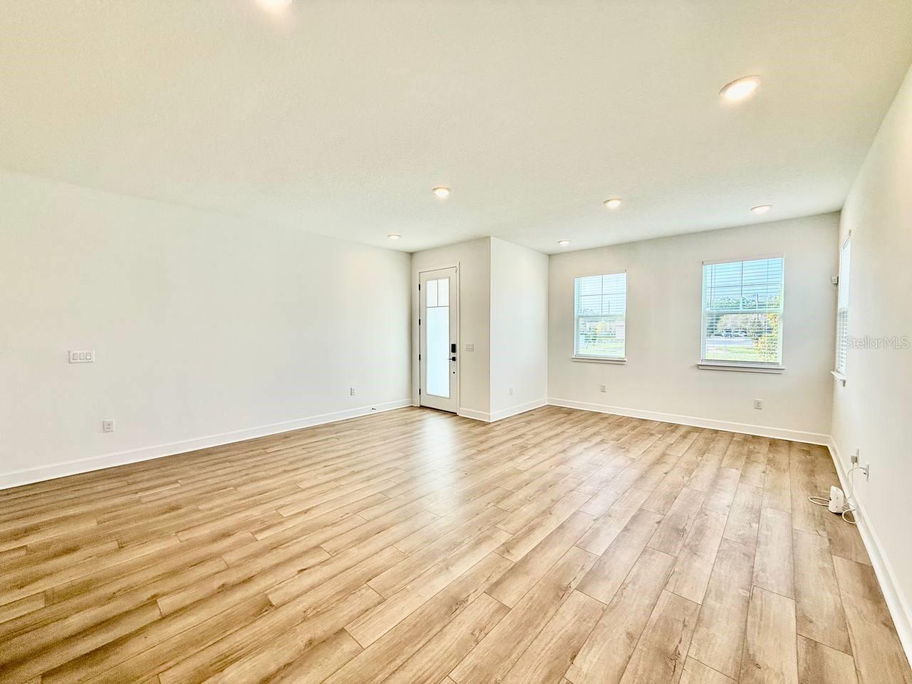 Image 14 of 41 For 2031 Wild Heron Court