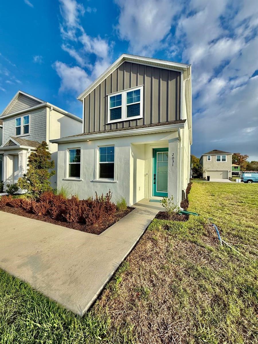 Image 2 of 41 For 2031 Wild Heron Court