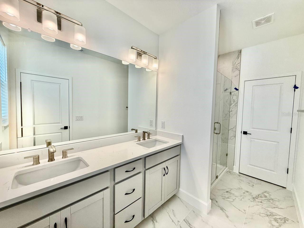 Image 24 of 41 For 2031 Wild Heron Court