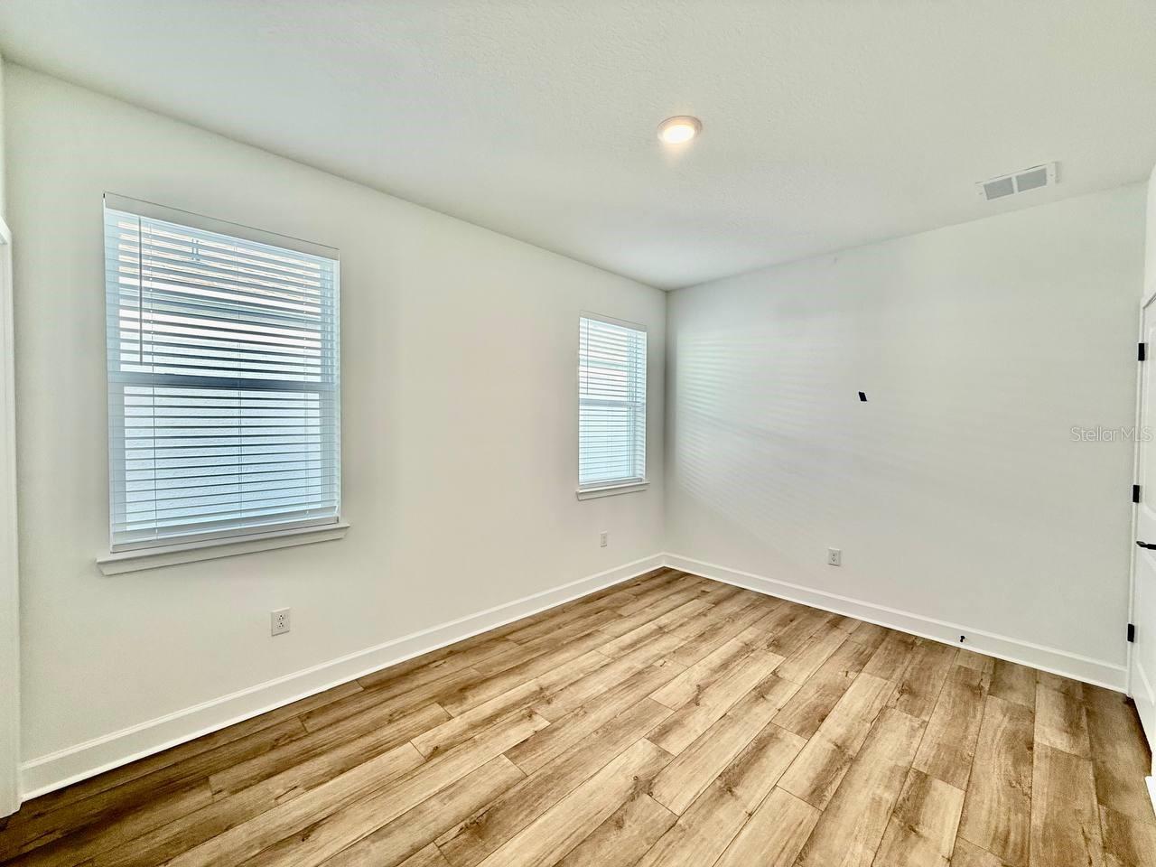 Image 31 of 41 For 2031 Wild Heron Court