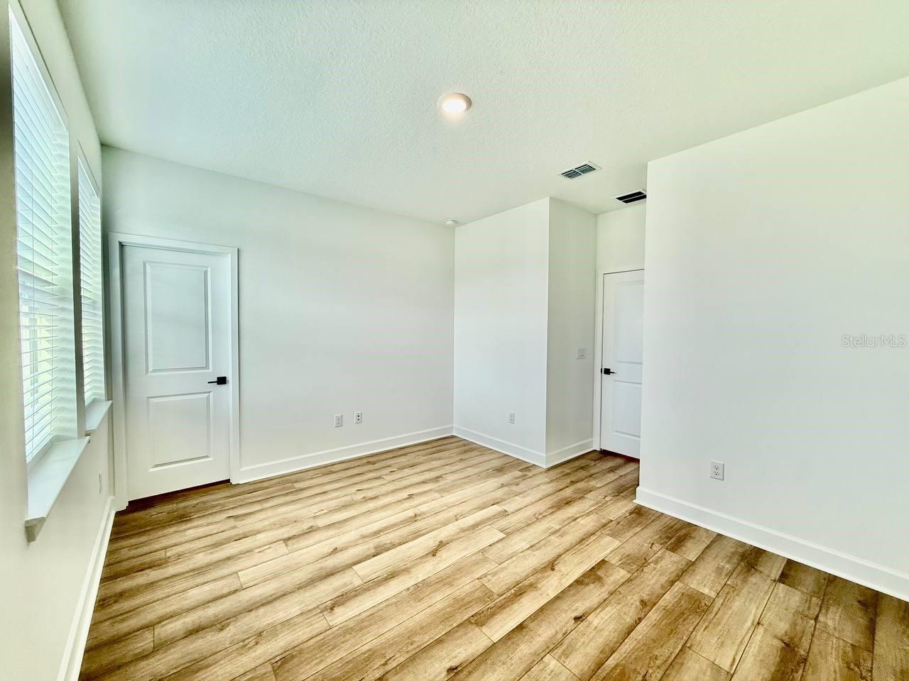 Image 34 of 41 For 2031 Wild Heron Court