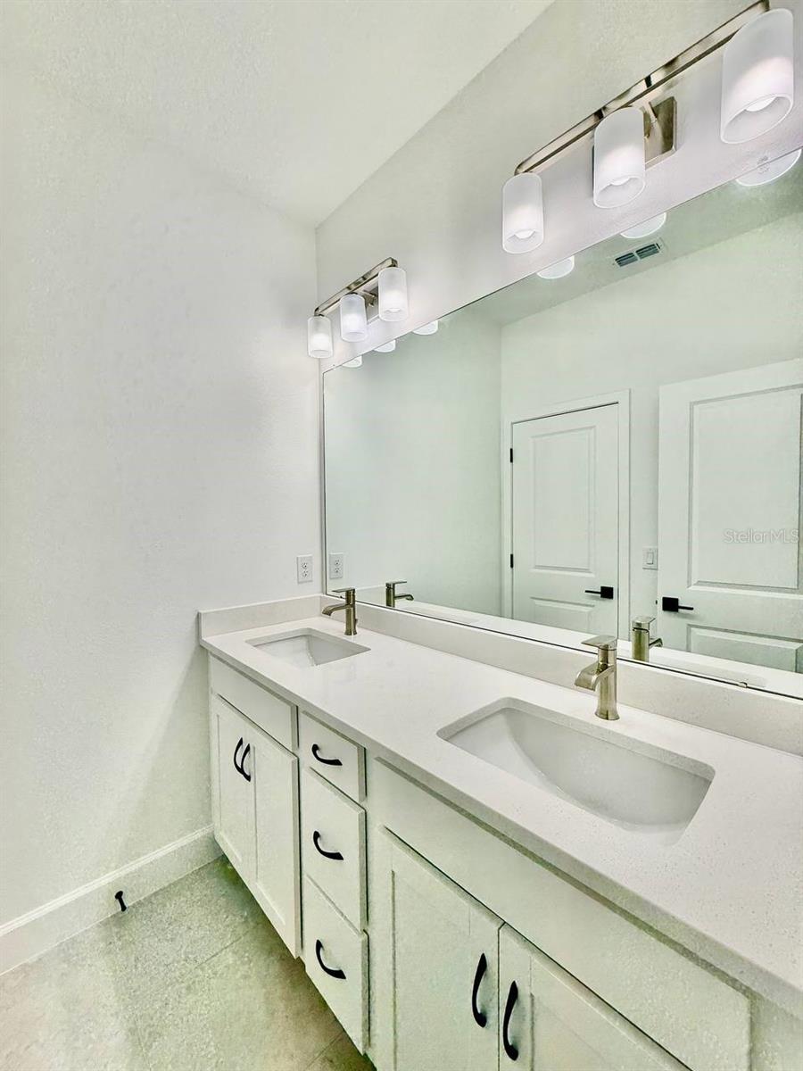 Image 37 of 41 For 2031 Wild Heron Court