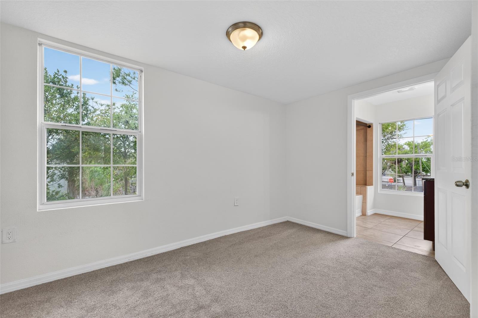 Image 17 of 28 For 105 Columbus Drive