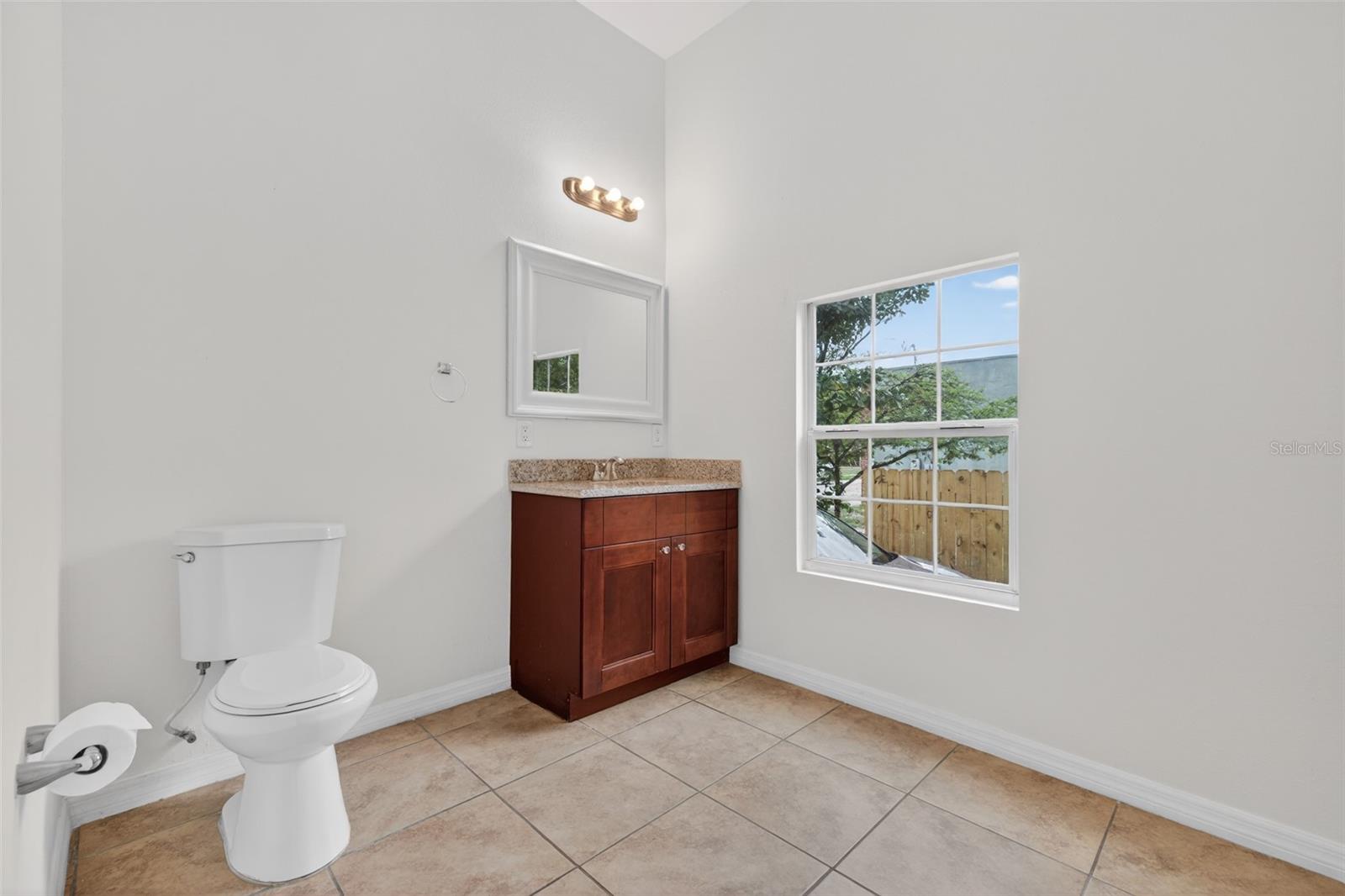 Image 7 of 28 For 105 Columbus Drive